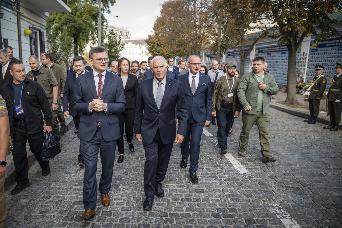 Bruselas explora una integración gradual en la Unión Europea para Ucrania | Internacional