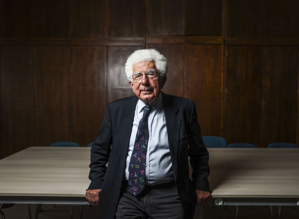 El historiador israelo-británico Avi Shlaim: “Las potencias occidentales serán cómplices del ataque de Israel a Gaza” | Internacional