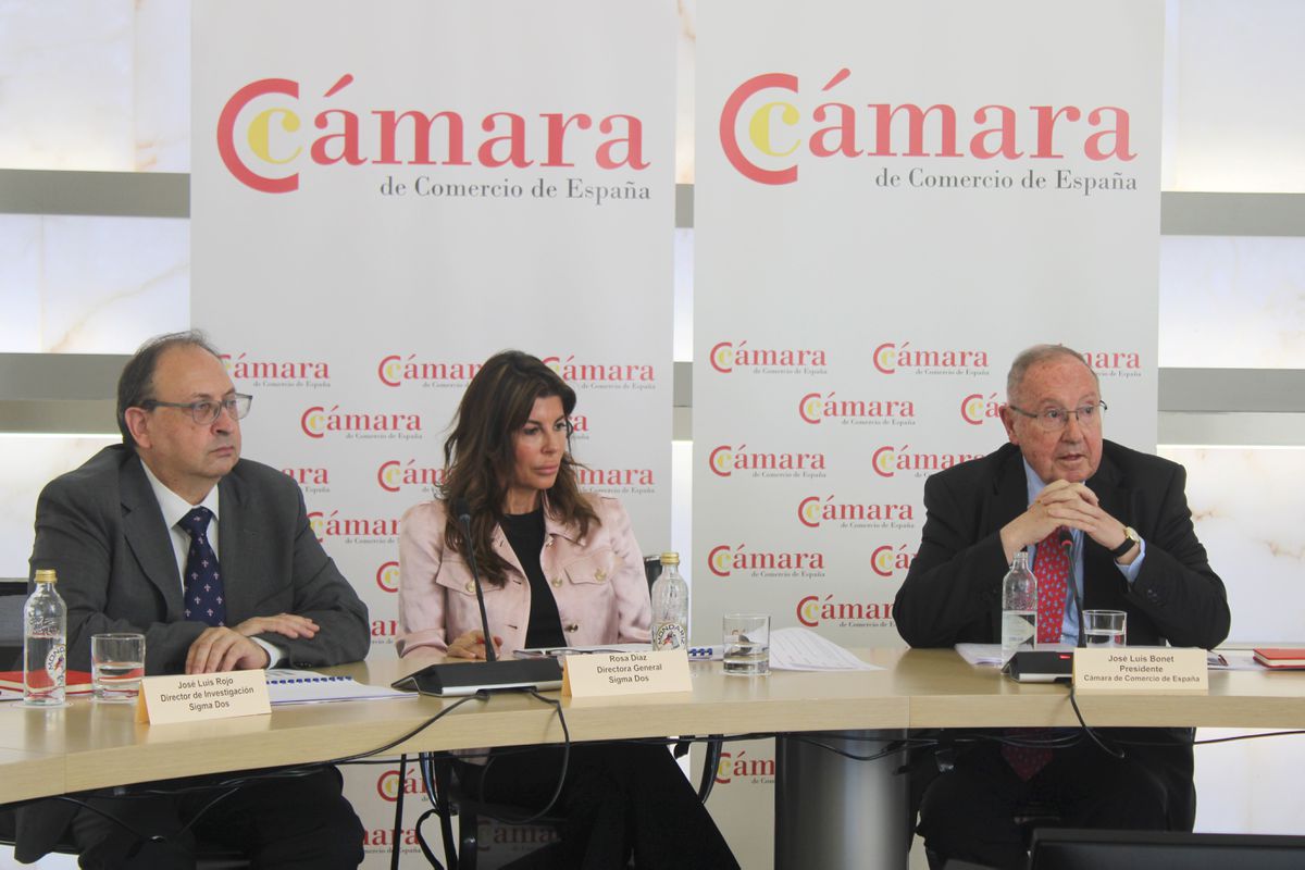 Casi la mitad de las empresas creen que la situación económica empeorará el próximo año | Economía