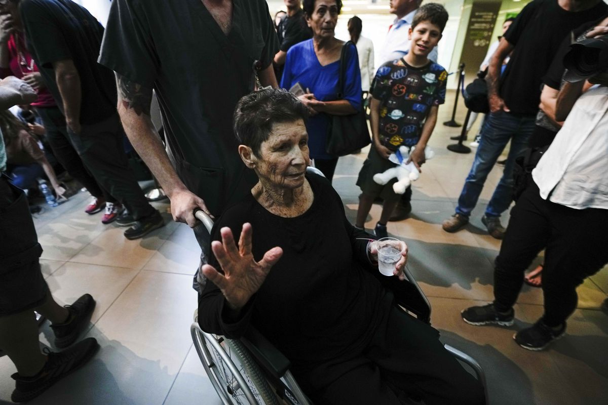 El cautiverio en los túneles de Hamás de una rehén de 85 años: “He atravesado un infierno” | Internacional