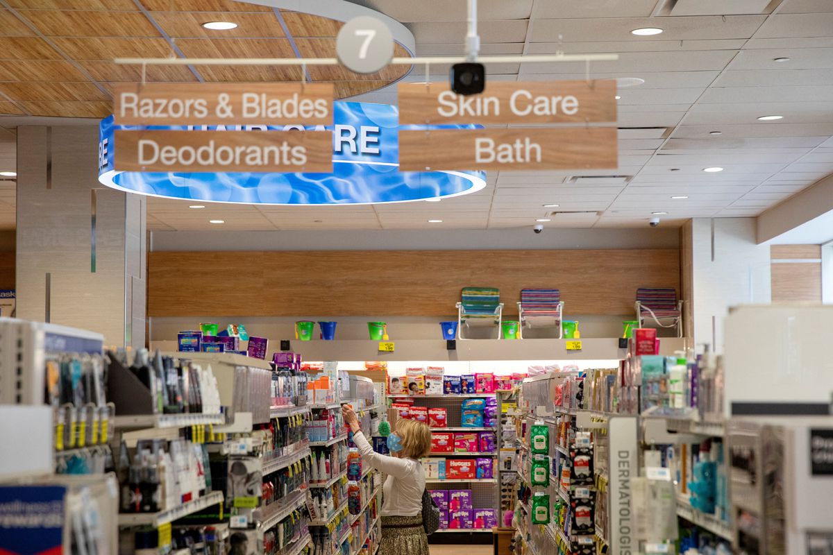 La cadena de farmacias Rite Aid se declara en bancarrota con deudas de 8.600 millones de dólares | Economía